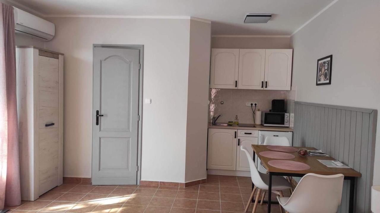 Silence Apartmanhaz Zalakaros Exterior foto